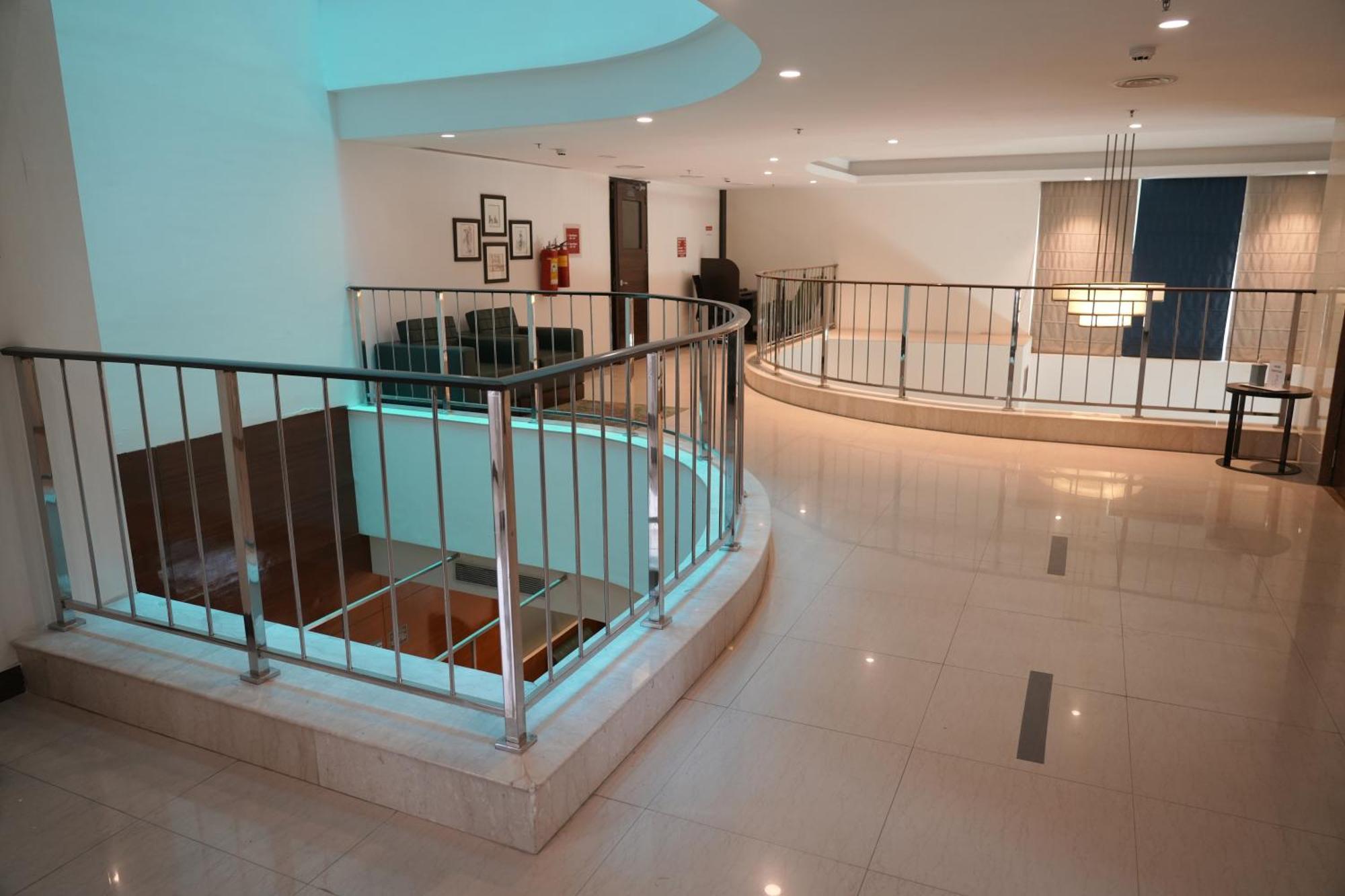 Four Points By Sheraton Vadodara Zewnętrze zdjęcie