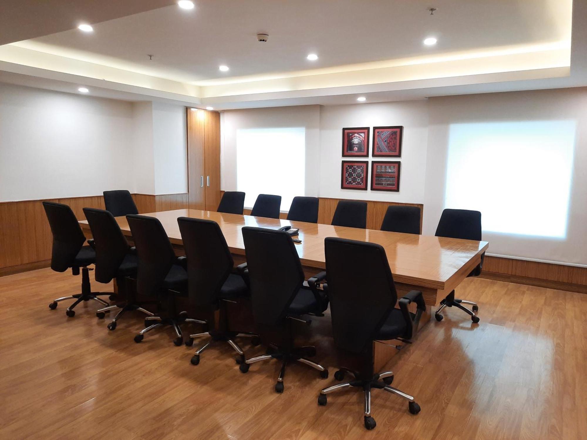 Four Points By Sheraton Vadodara Zewnętrze zdjęcie