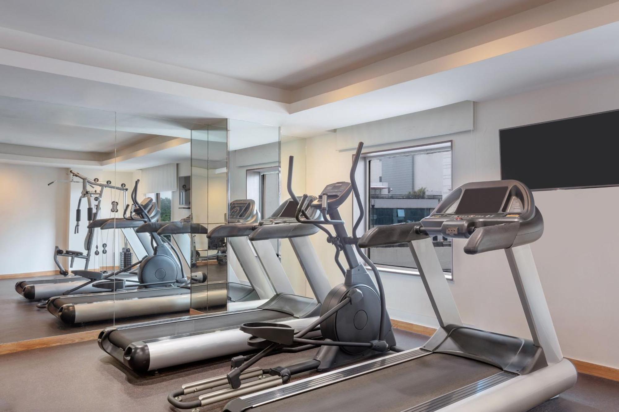 Four Points By Sheraton Vadodara Zewnętrze zdjęcie
