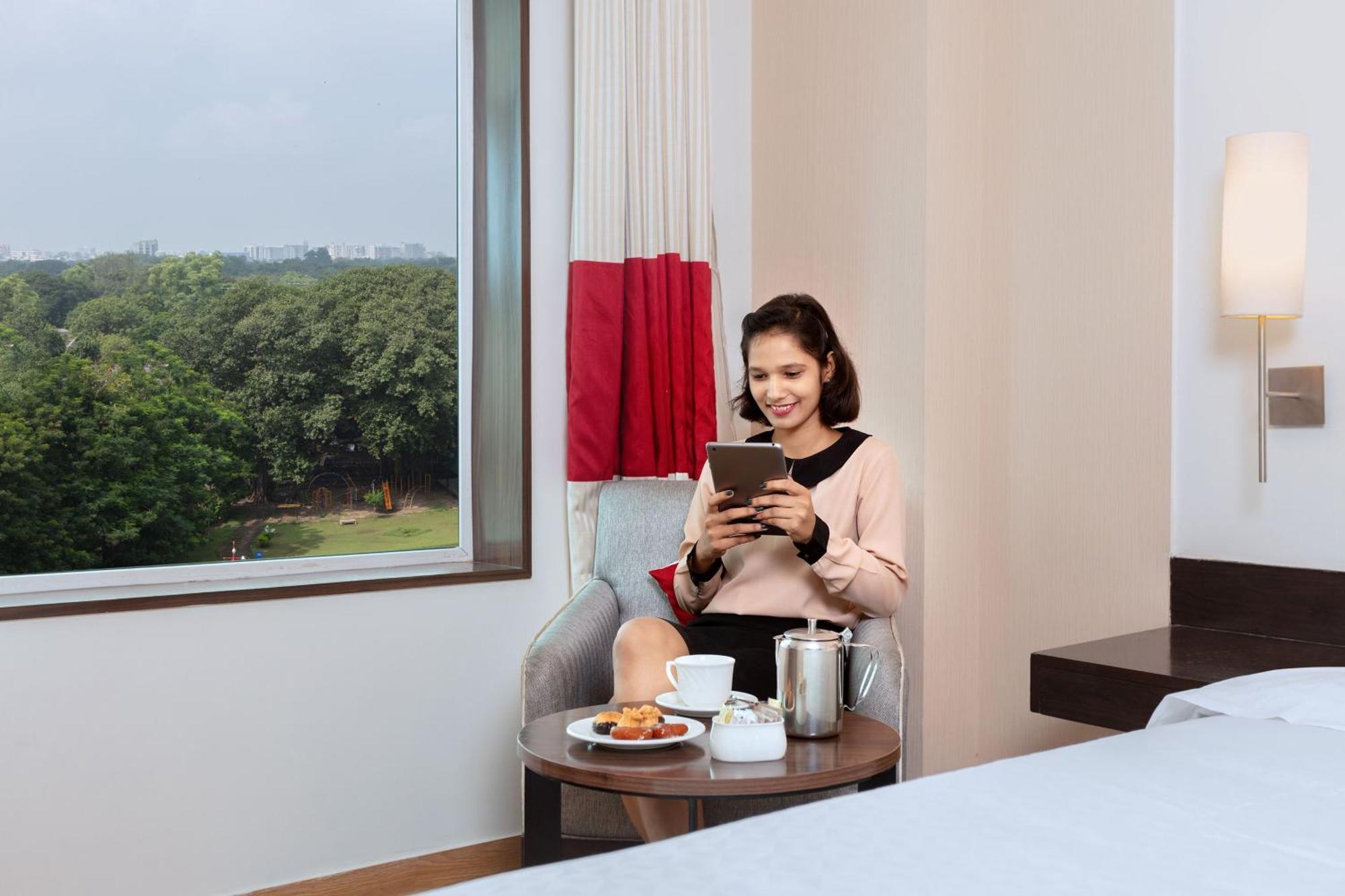 Four Points By Sheraton Vadodara Zewnętrze zdjęcie
